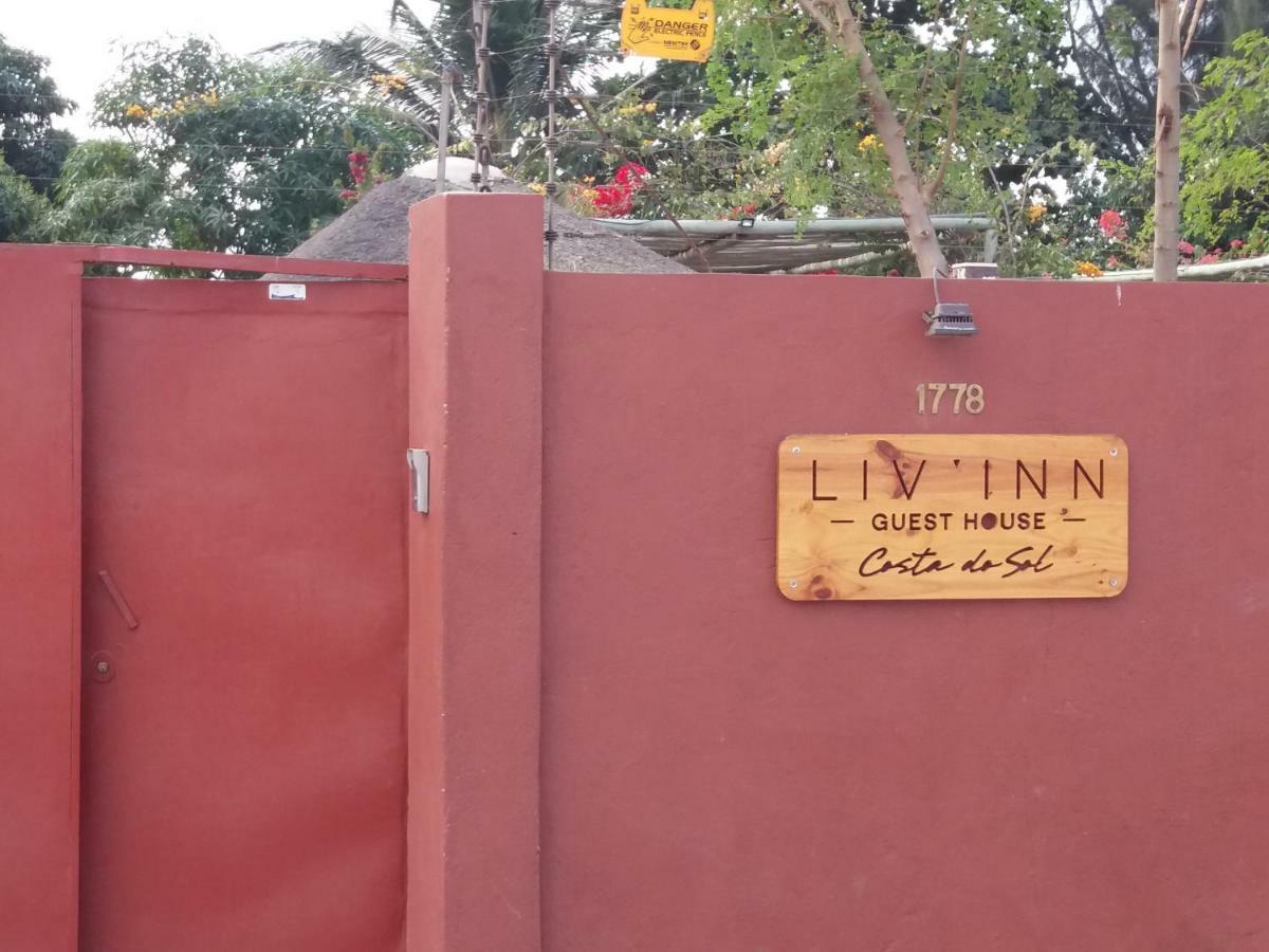 Liv Inn Guest House Maputo Exteriör bild